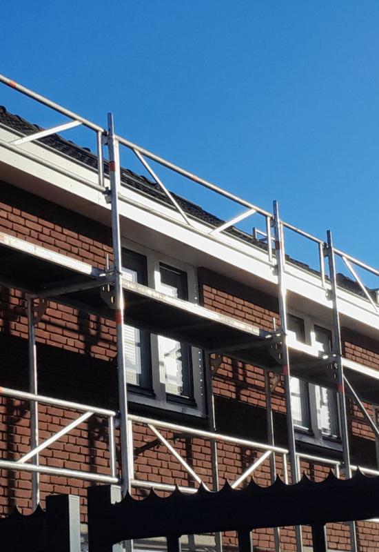 Renovatie en verduurzaming 16 woningen Heijen